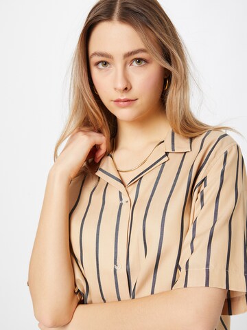 Camicia da donna di Rotholz in beige