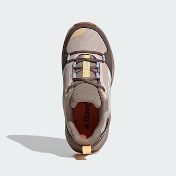 Chaussures basses 'AX4r' ADIDAS TERREX en rose