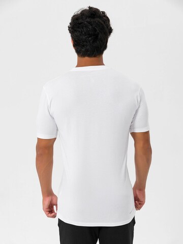 MOROTAI T-shirt 'ESSENTIAL' i vit