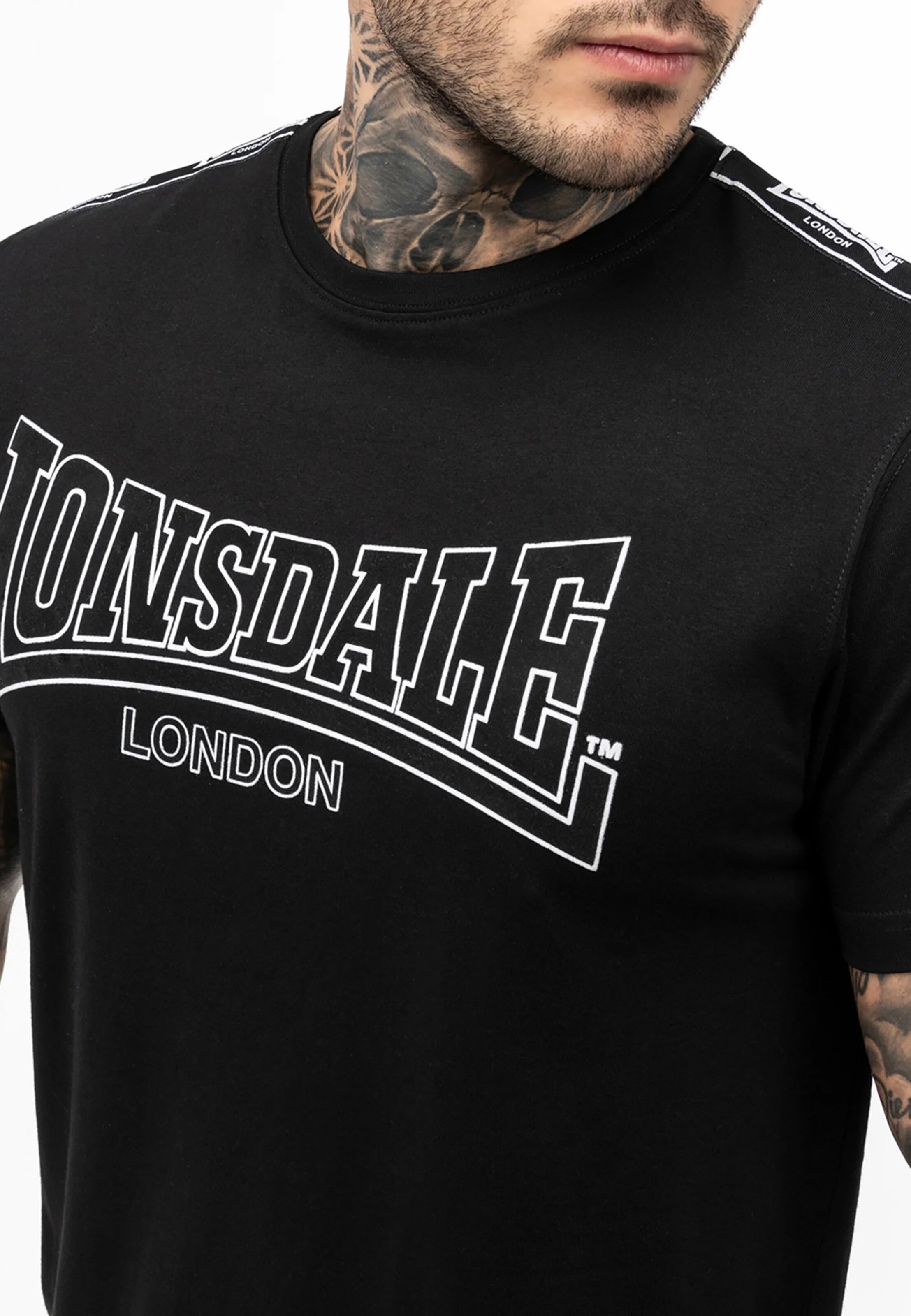 LONSDALE - Camiseta 'Vementry' en negro