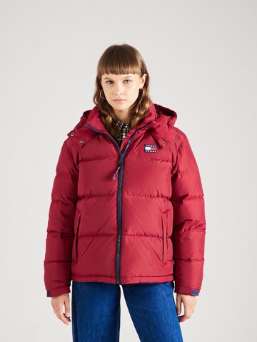 Tommy Jeans Winter Jacket 'Alaska' in Red: front