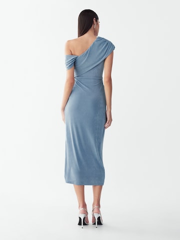 Rochie 'Jeni' de la BWLDR pe albastru