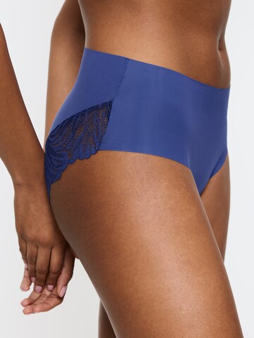 TRIUMPH Maxislip 'Red Label Pretty Micro' in Blau