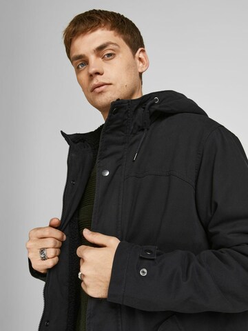 JACK & JONES Overgangsparka 'STATE' i sort