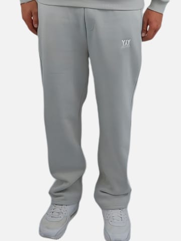 HEFTYKA Loosefit Sporthose 'OPEN' in Grau: Vorderseite