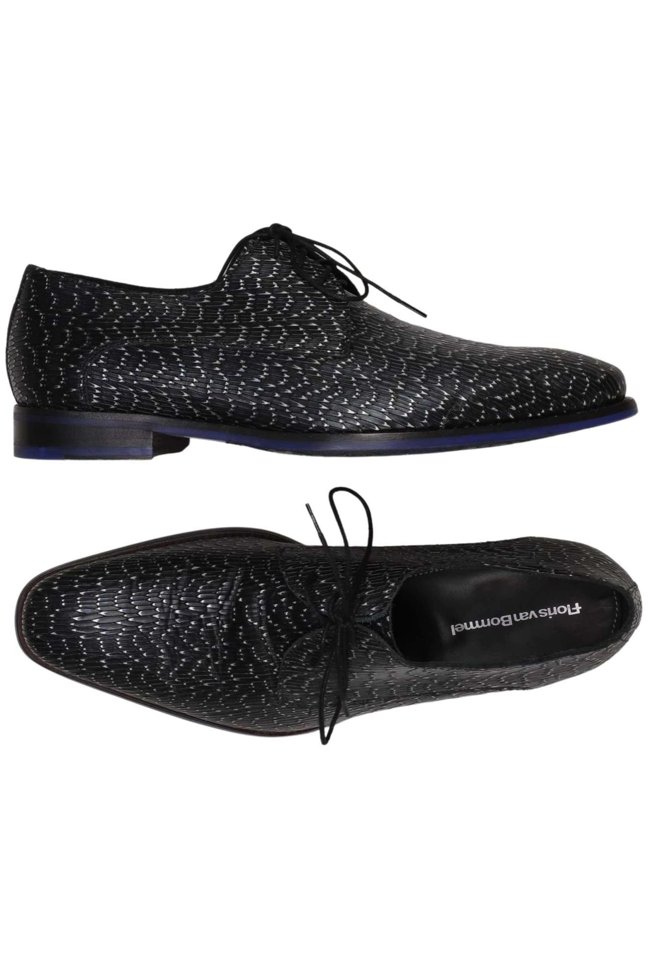 Floris van Bommel Flats & Loafers in 42 in Black: front