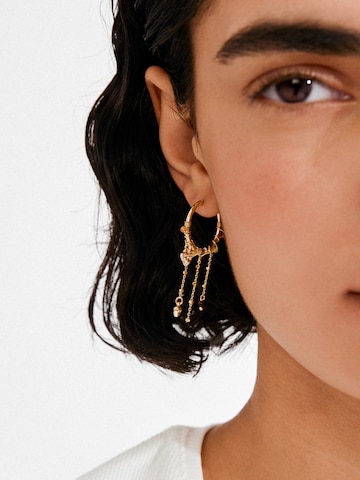 Cercei 'Mylan' de la Pilgrim pe auriu