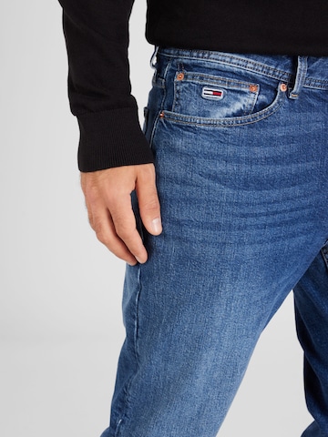 Tommy Jeans Normalny krój Jeansy 'ETHAN' w kolorze niebieski
