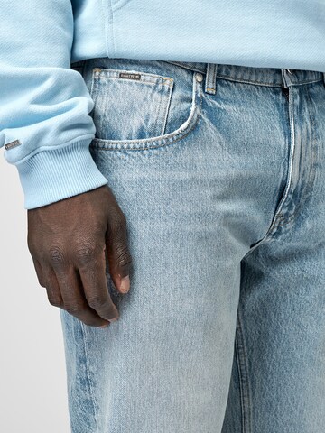 Regular Jeans de la EIGHTYFIVE pe albastru