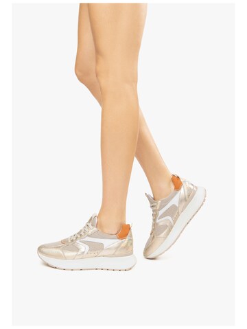Nero Giardini Platform trainers in Beige