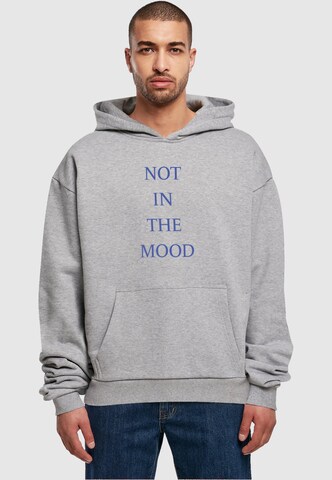 Merchcode Sweatshirt 'Nitm' in Grijs: voorkant