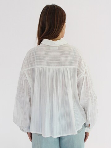 Honnête Atelier Blouse 'Aubrey' in Wit