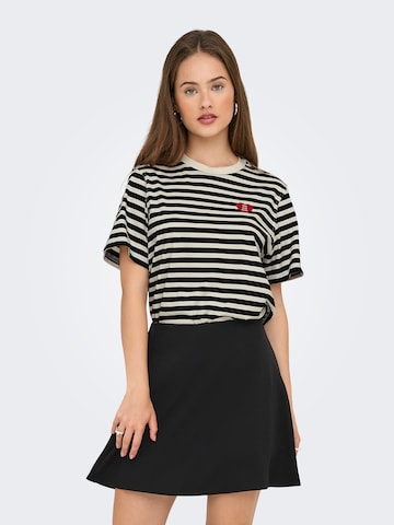 Tricou de la ONLY pe negru: față