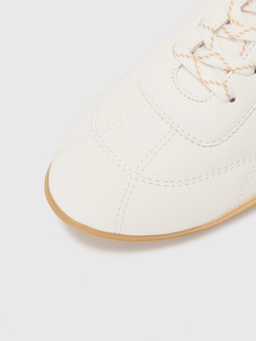 Tamaris Sneaker in Weiß