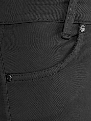 BLUE EFFECT Широка кройка Панталон в черно