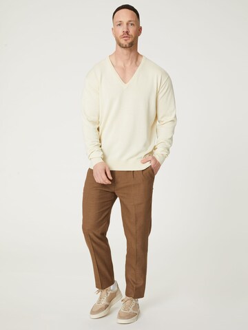 DAN FOX APPAREL Trui 'Deniz' in Wit