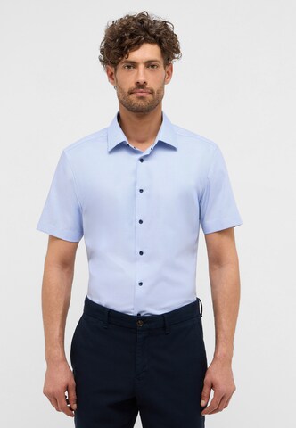 ETERNA Slim Fit Businesshemd in Blau: Vorderseite