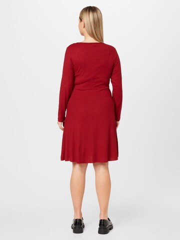 Trendyol Curve - Vestido em vermelho