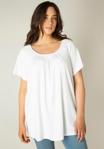 BASE LEVEL CURVY Tunic in White: front