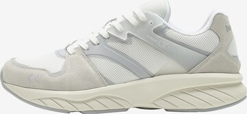 Hummel Running Shoes in White: front