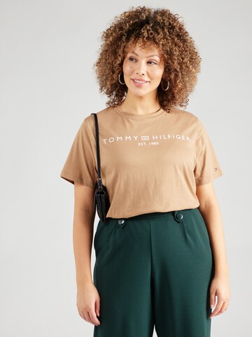 Tommy Hilfiger Curve Μπλουζάκι σε πράσινο: μπροστά