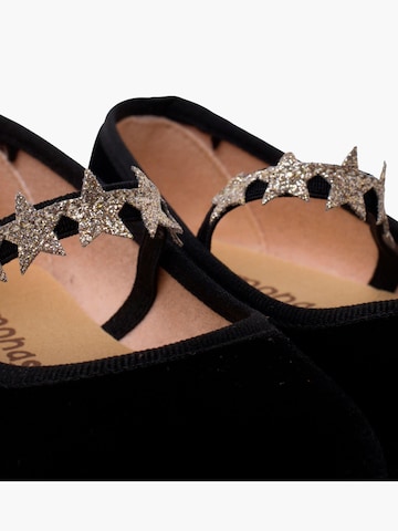 Pisamonas - Bailarina en negro