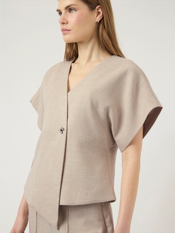 YAS - Blazer em bege