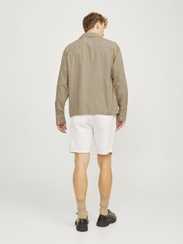 JACK & JONES Comfort fit Button Up Shirt in Beige