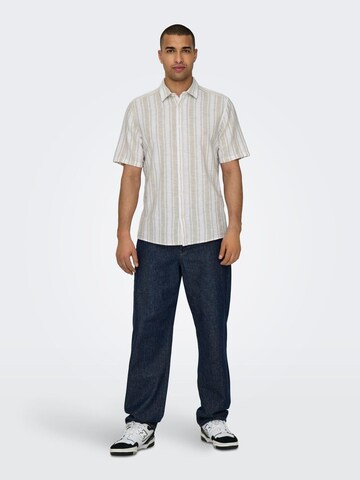 smėlio Only & Sons Priglundantis modelis Marškiniai 'CAIDEN'