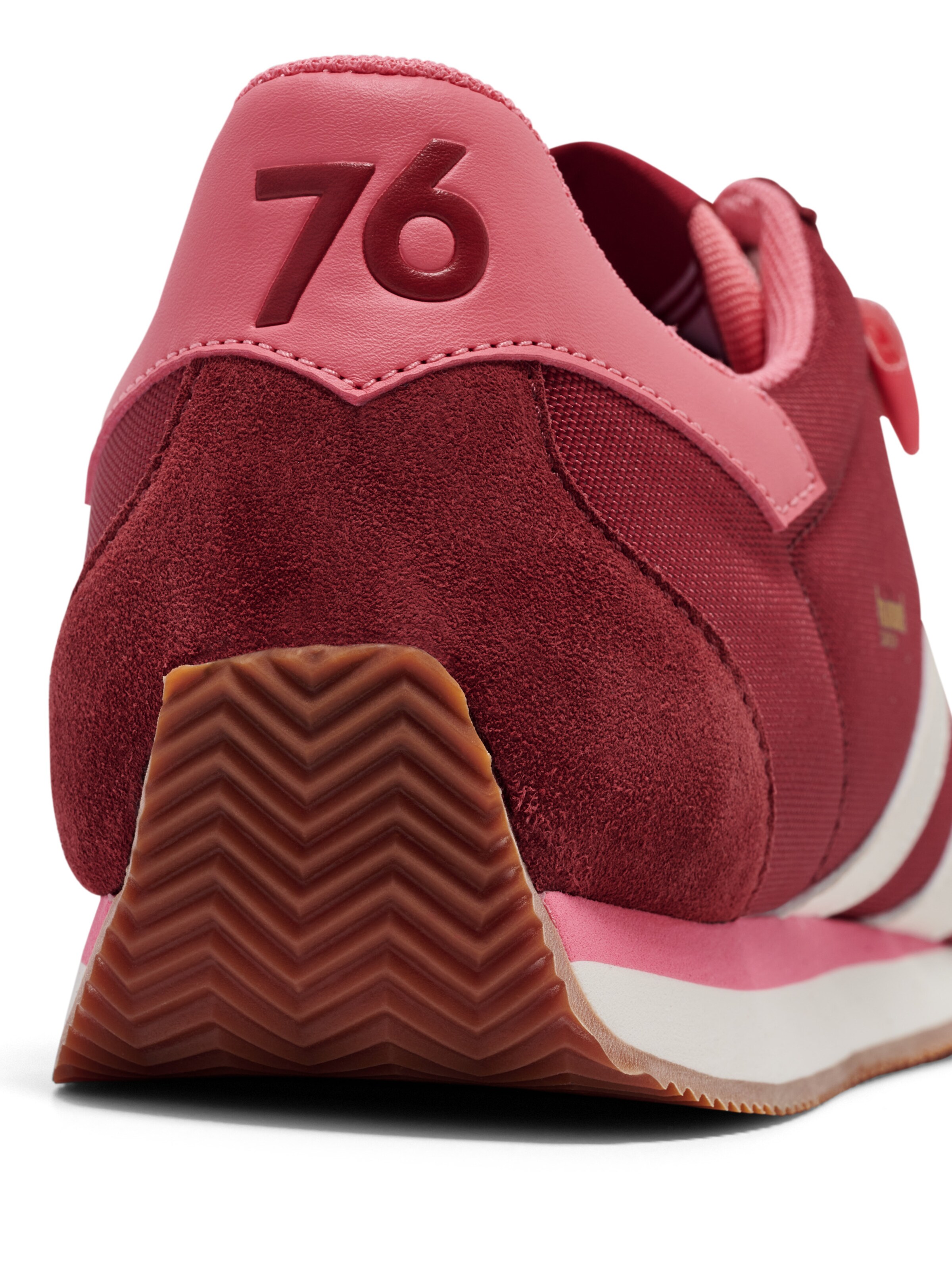 Baskets basses Hummel en rouge