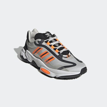 ADIDAS ORIGINALS - Zapatillas deportivas bajas 'OZWEEGO PURE' en gris