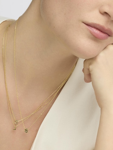 Luxenter Necklace 'L' in Gold: front