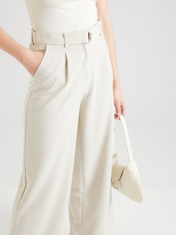 Tally Weijl Wide leg Pleat-Front Pants in White