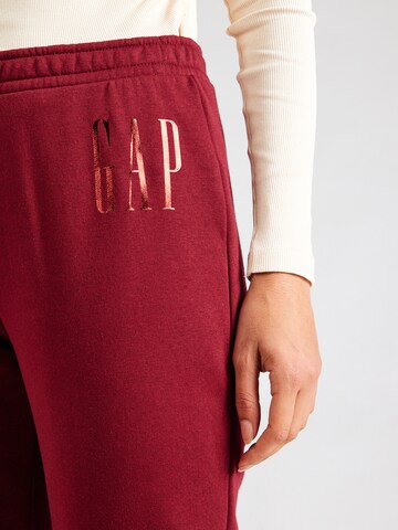 GAP Обычный Штаны в Красный