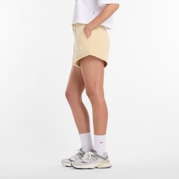 Regular Pantalon 'Reimagined' new balance en jaune