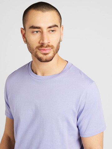 T-Shirt QS en violet