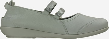 Natural Feet Ballet Flats with Strap in Grey