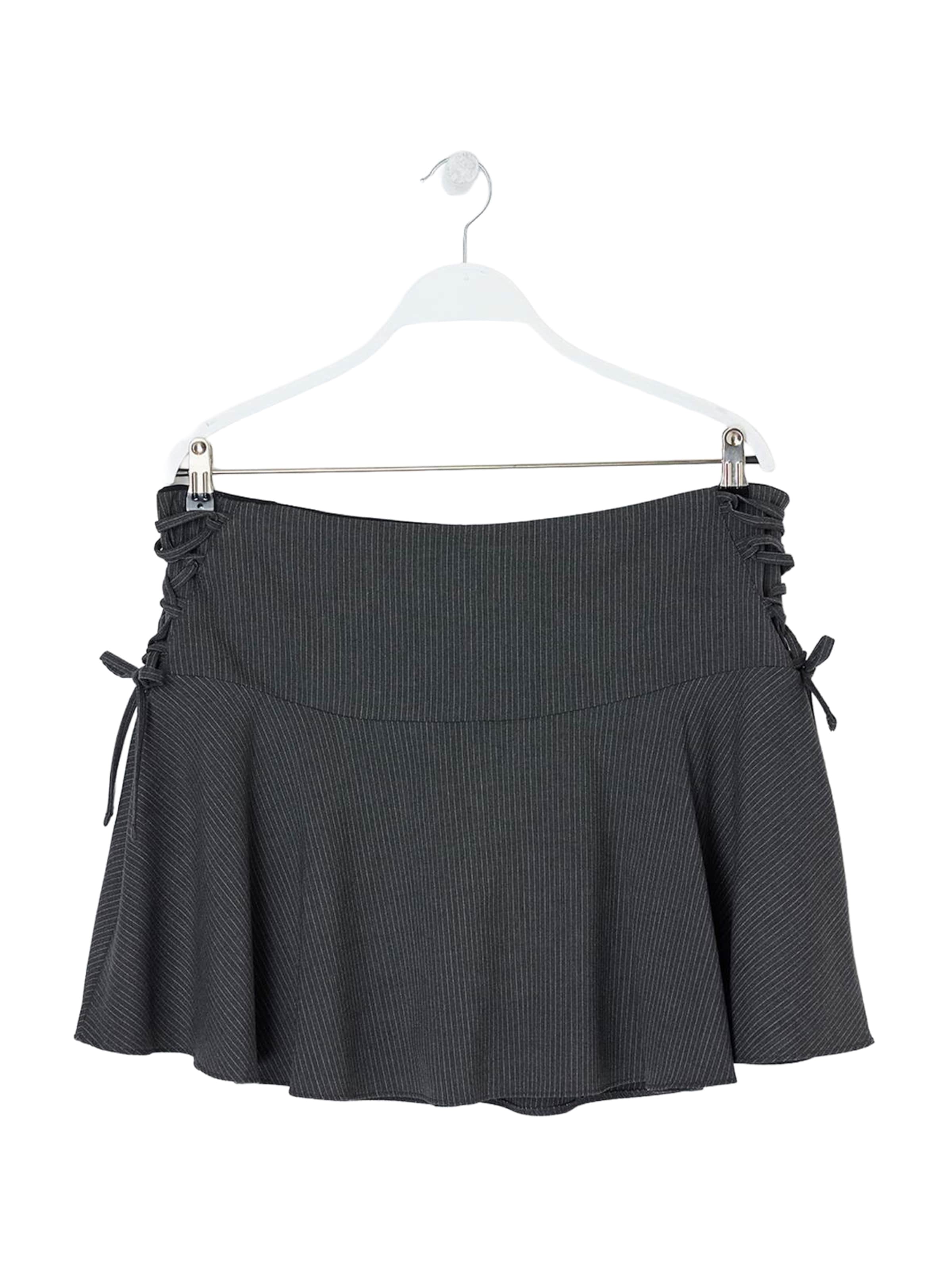 Trendyol Curve - Falda en gris: frente