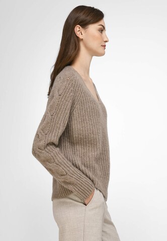 Fadenmeister Berlin Pullover in Beige