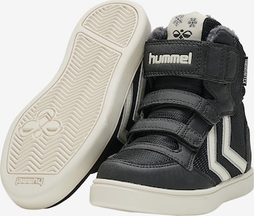 Hummel - Botas em preto