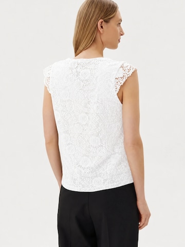 PIECES Shirt‌‌‌‌ in Weiß