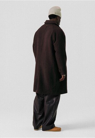 Cappotto di mezza stagione di BLKVIS in marrone