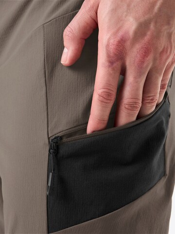 VAUDE Regular Outdoor trousers 'Moab' in Brown