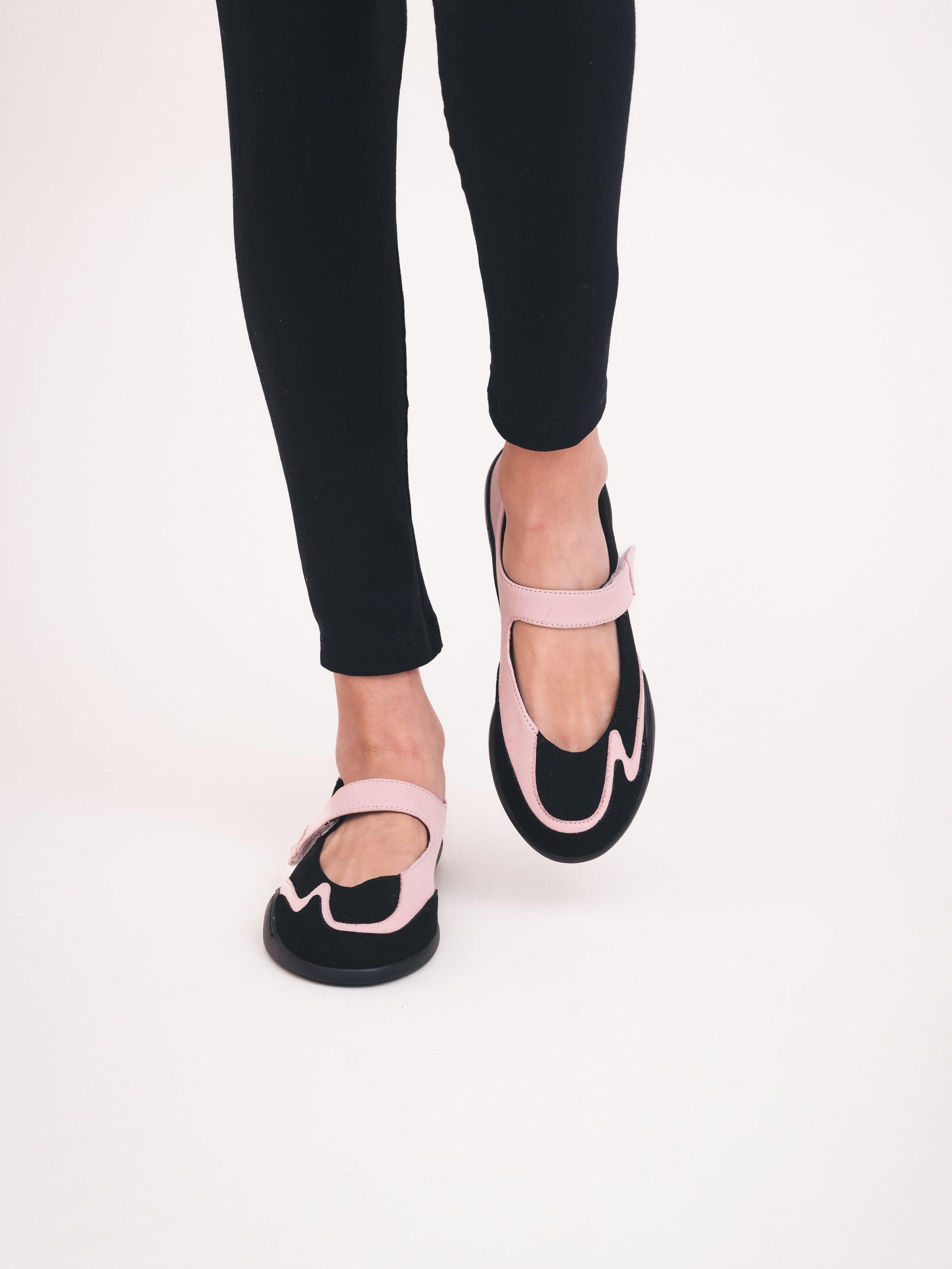 Ballerina 'Nadia' di nae Vegan Shoes in rosa: frontale