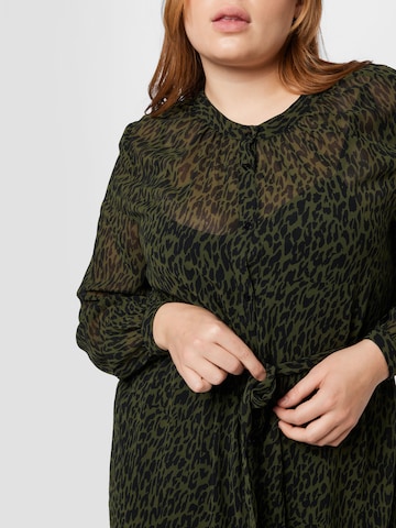 Robe 'Shari' ABOUT YOU Curvy en vert