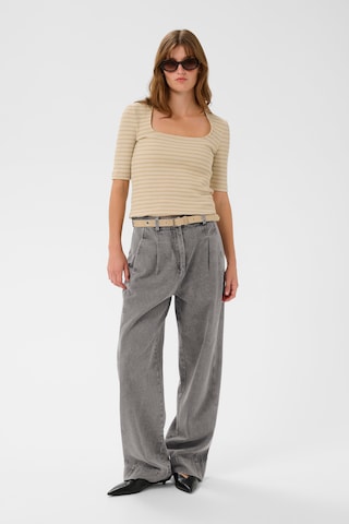 SOAKED IN LUXURY regular Jeans 'SLNinnia' i grå