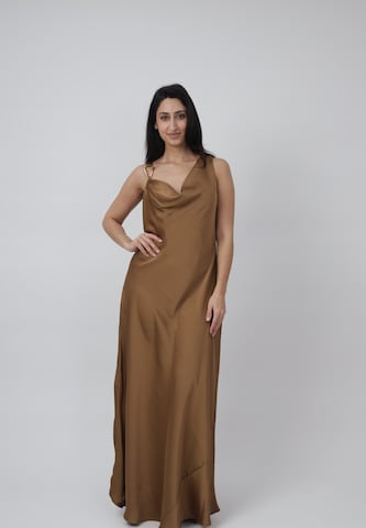 Elara Abendkleid in Braun: Vorderseite