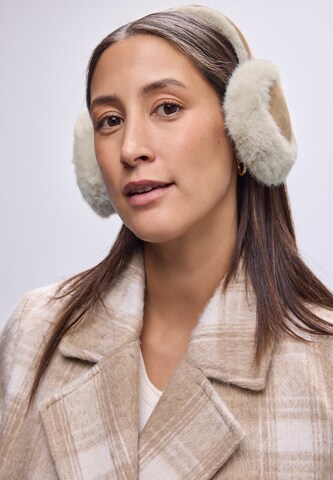 STREET ONE Earmuffs in Beige: front