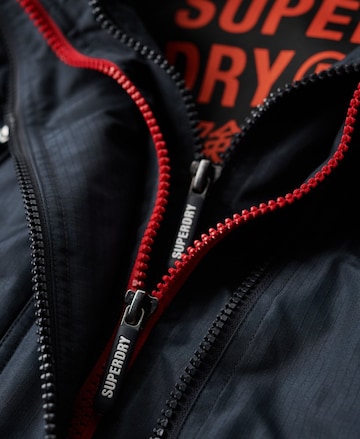 mėlyna Superdry Demisezoninė striukė 'Mountain SD'