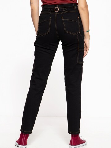 Queen Kerosin Regular Jeans‌‌‌‌‌‌‌‌‌‌ in Schwarz